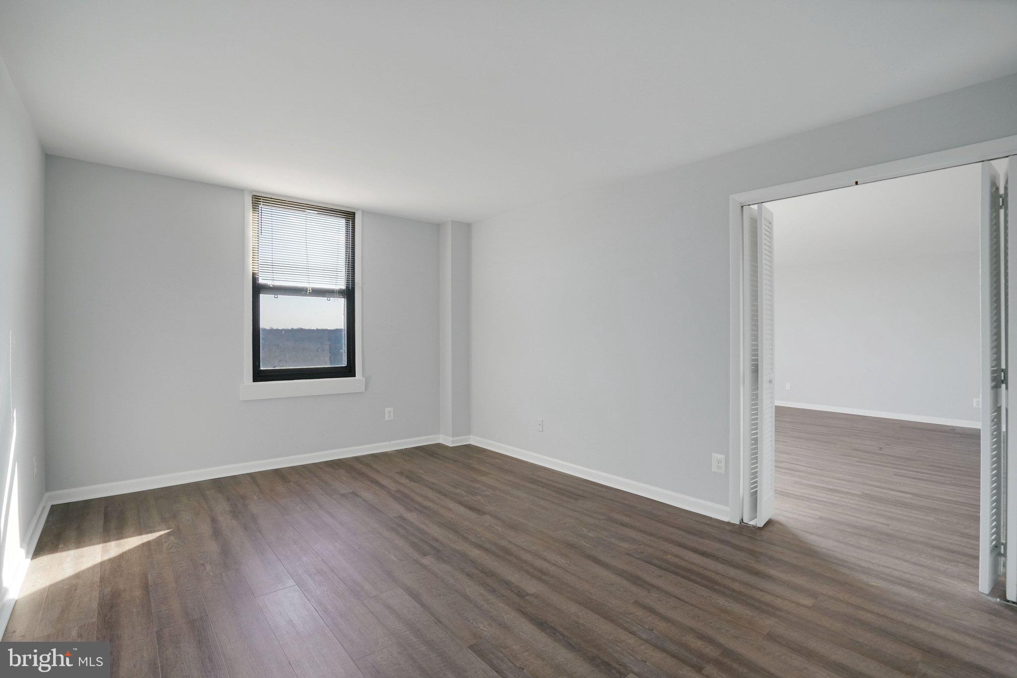 FORTY SIX HUNDRED - Residential