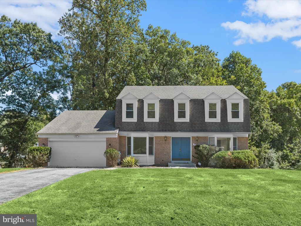 Photo of 14709 Harvest Lane, SILVER SPRING, MD 20905 (MLS # MDMC2199326)