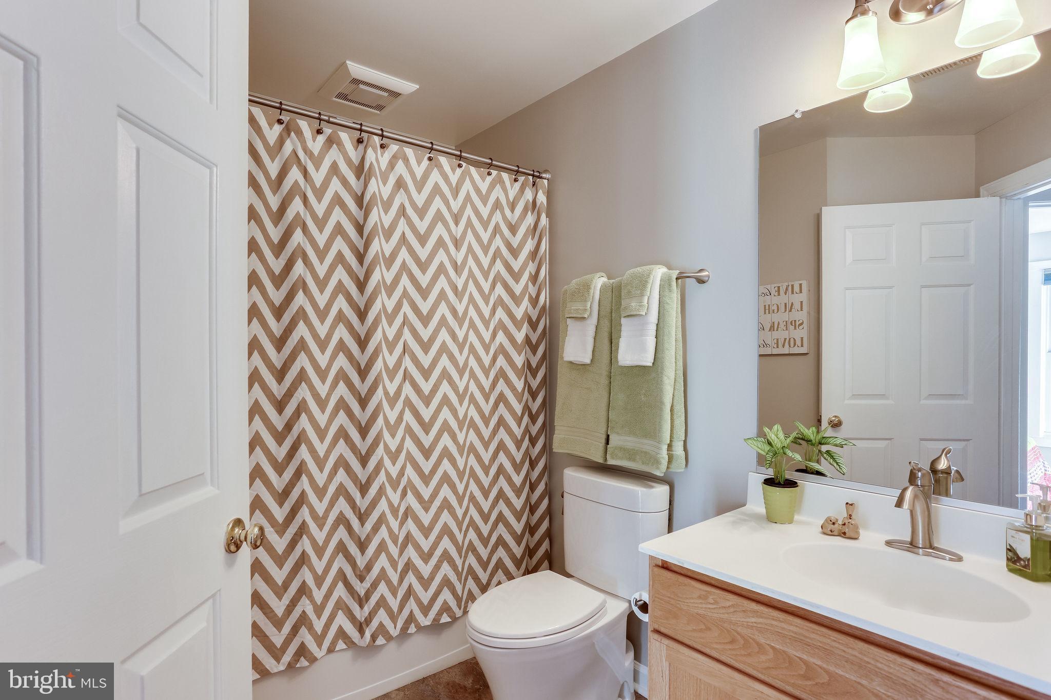 JEFFERSON PARK TOWNHOUSE - Residential