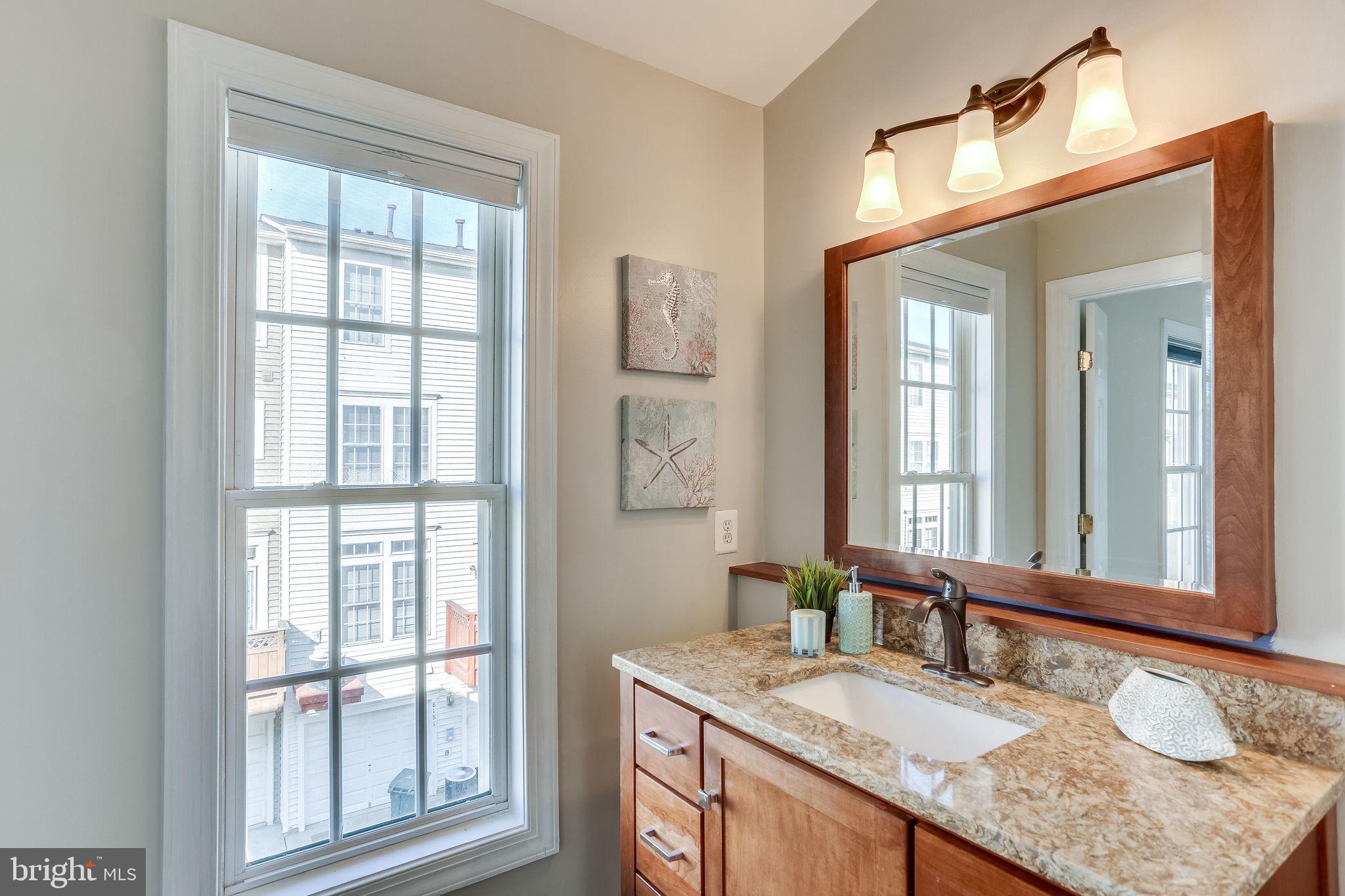 JEFFERSON PARK TOWNHOUSE - Residential