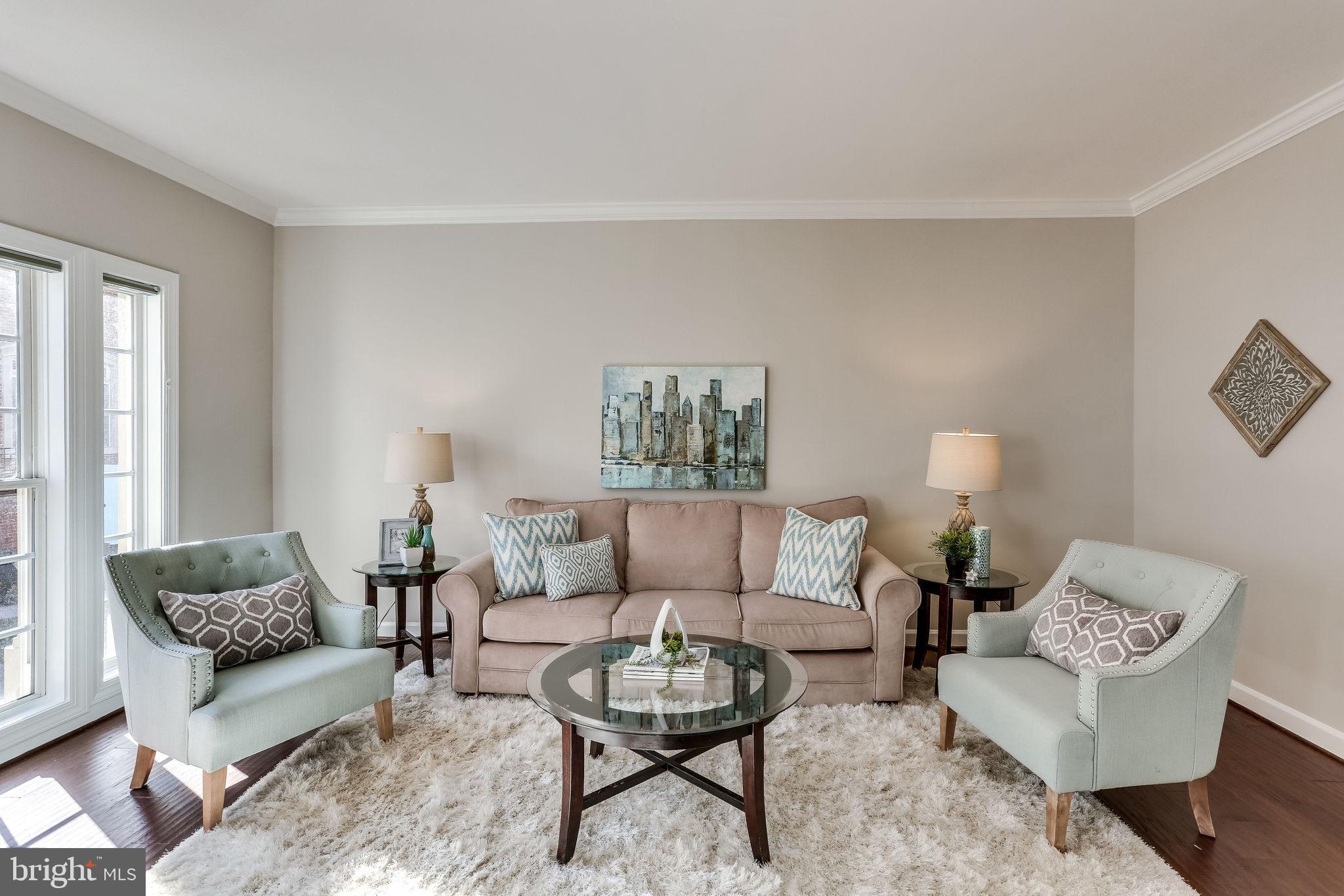 JEFFERSON PARK TOWNHOUSE - Residential