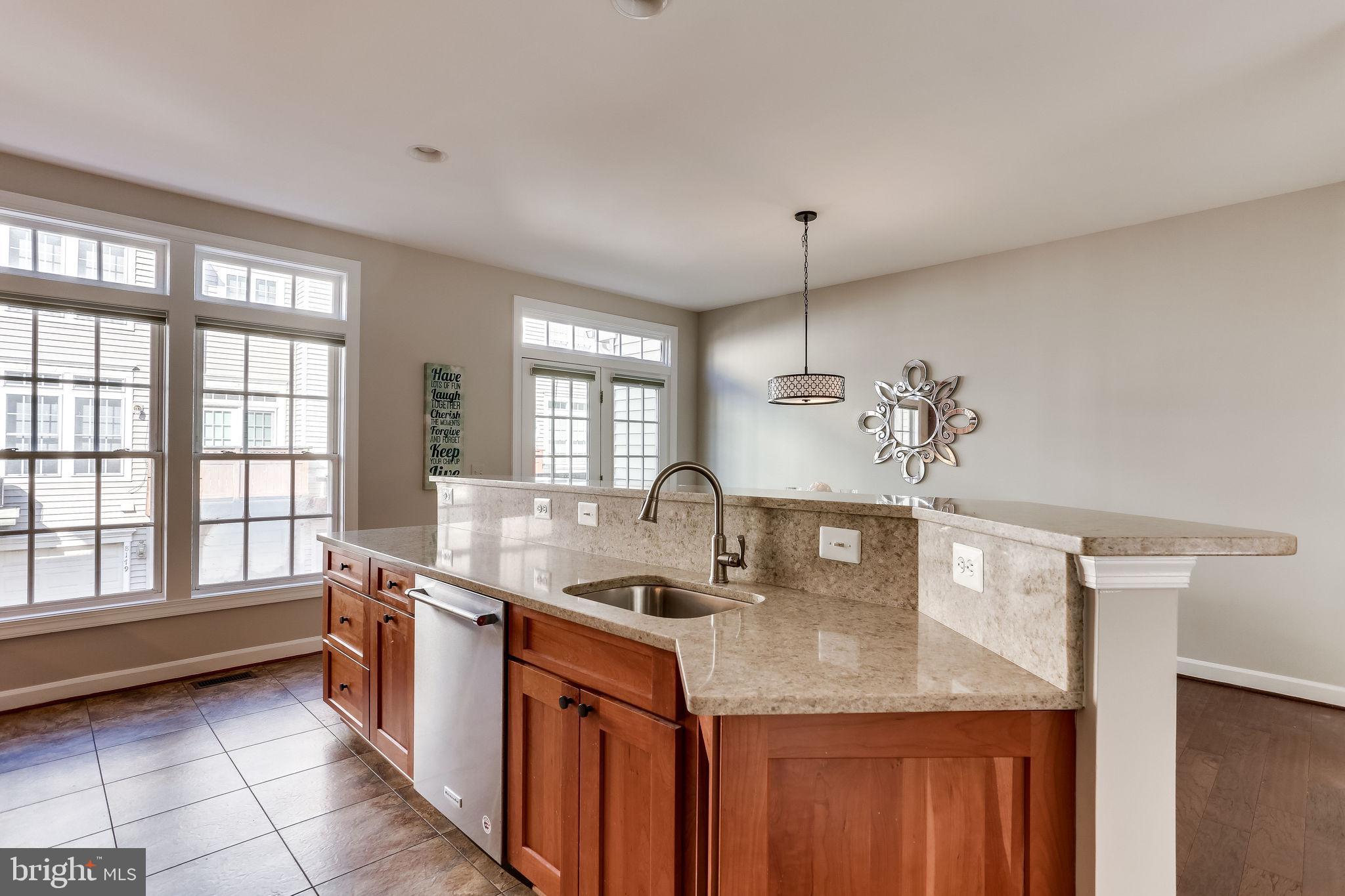 JEFFERSON PARK TOWNHOUSE - Residential