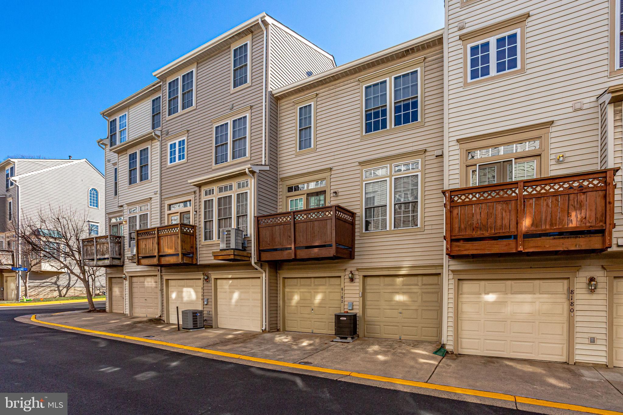 JEFFERSON PARK TOWNHOUSE - Residential