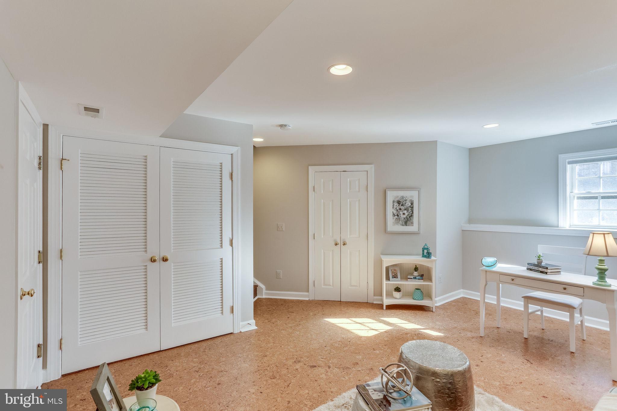 JEFFERSON PARK TOWNHOUSE - Residential