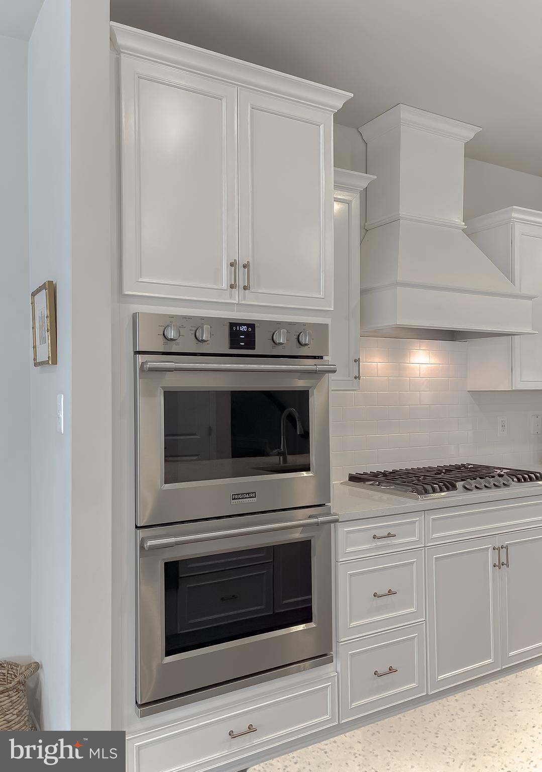 THE WOODS AT MYRTLE POINT - Residential