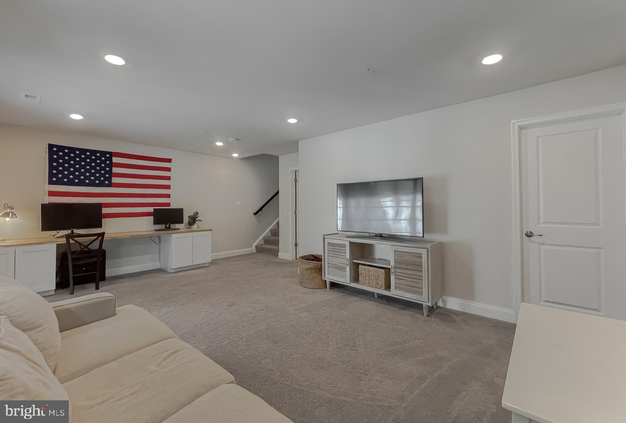 THE WOODS AT MYRTLE POINT - Residential