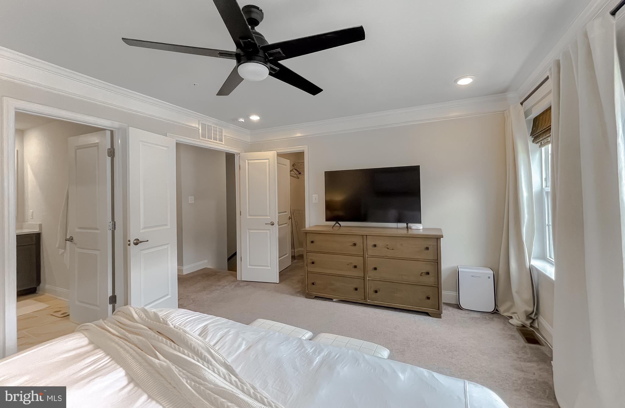 THE WOODS AT MYRTLE POINT - Residential