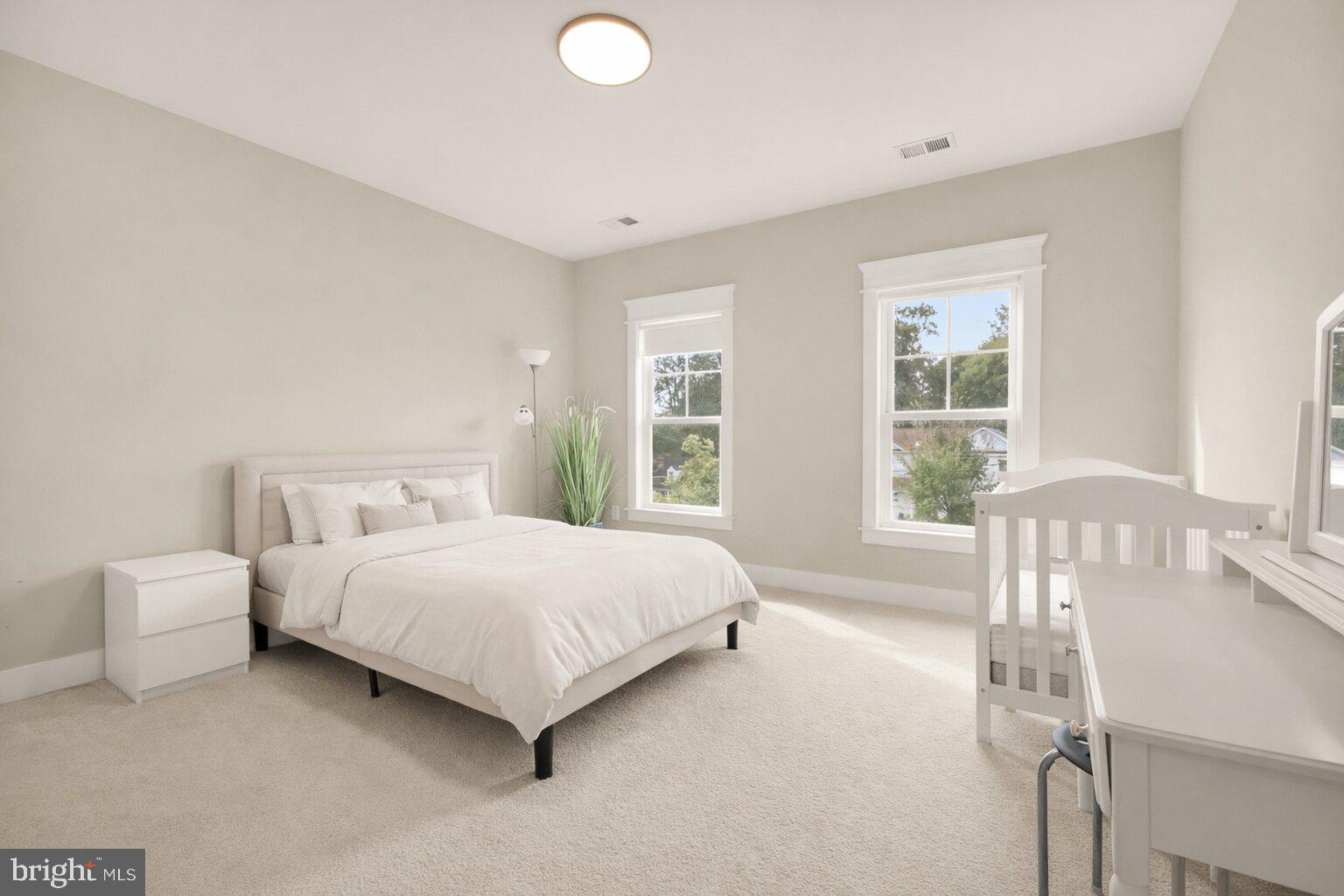 FAIRFAX ACRES - Residential