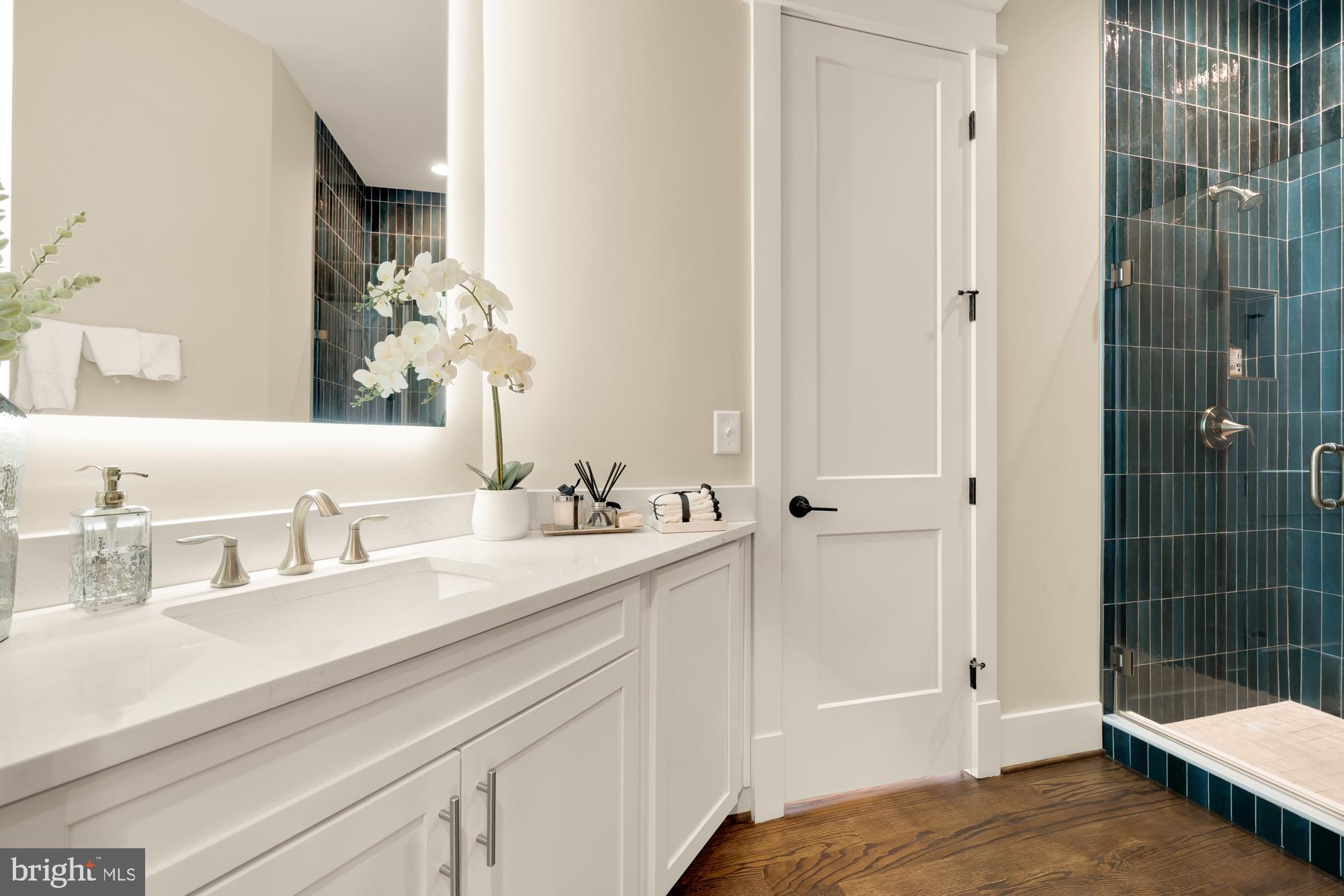 FAIRFAX ACRES - Residential