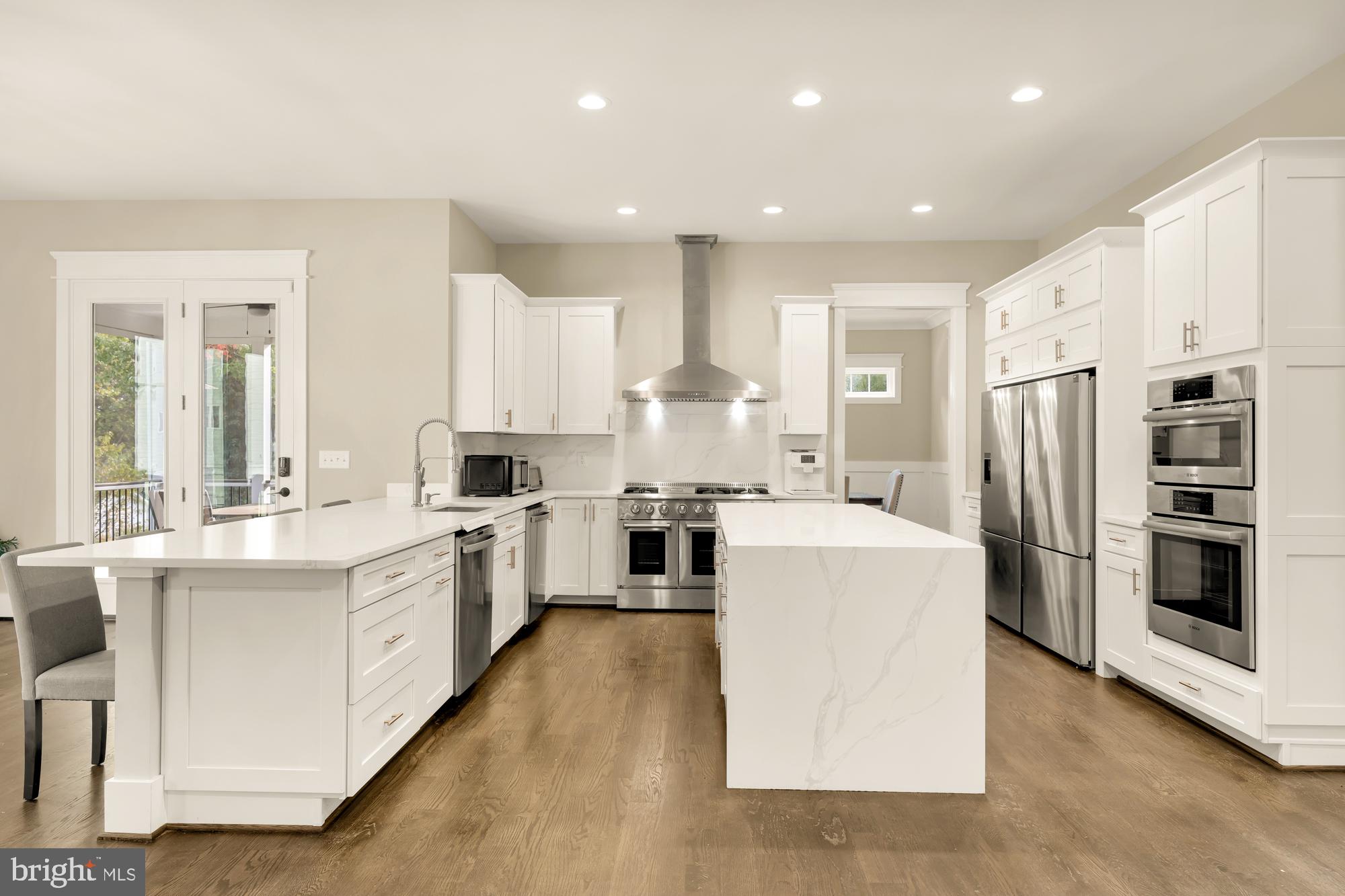 FAIRFAX ACRES - Residential