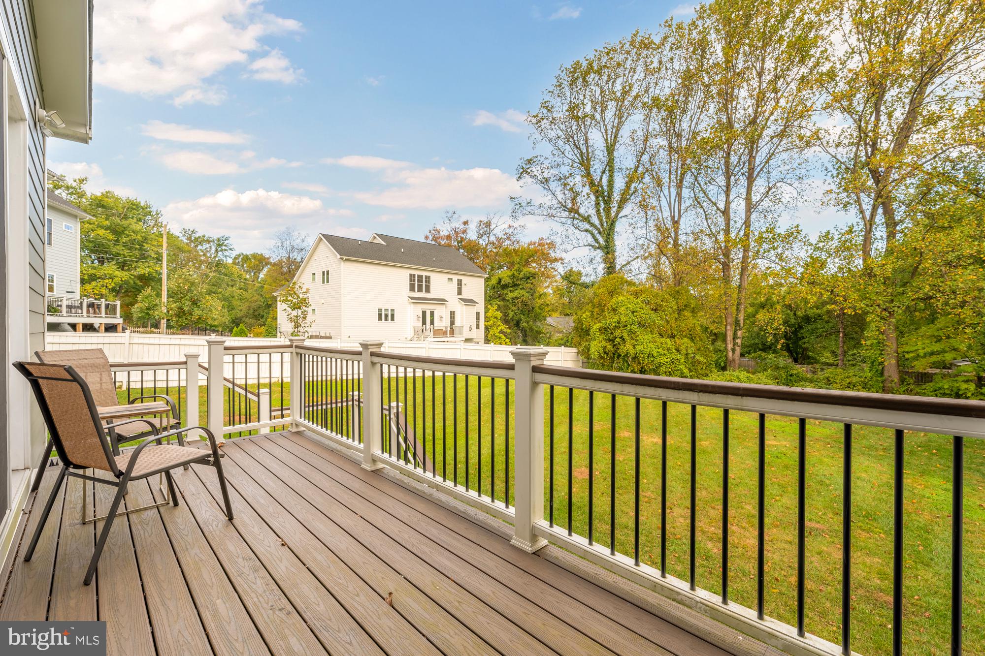 FAIRFAX ACRES - Residential