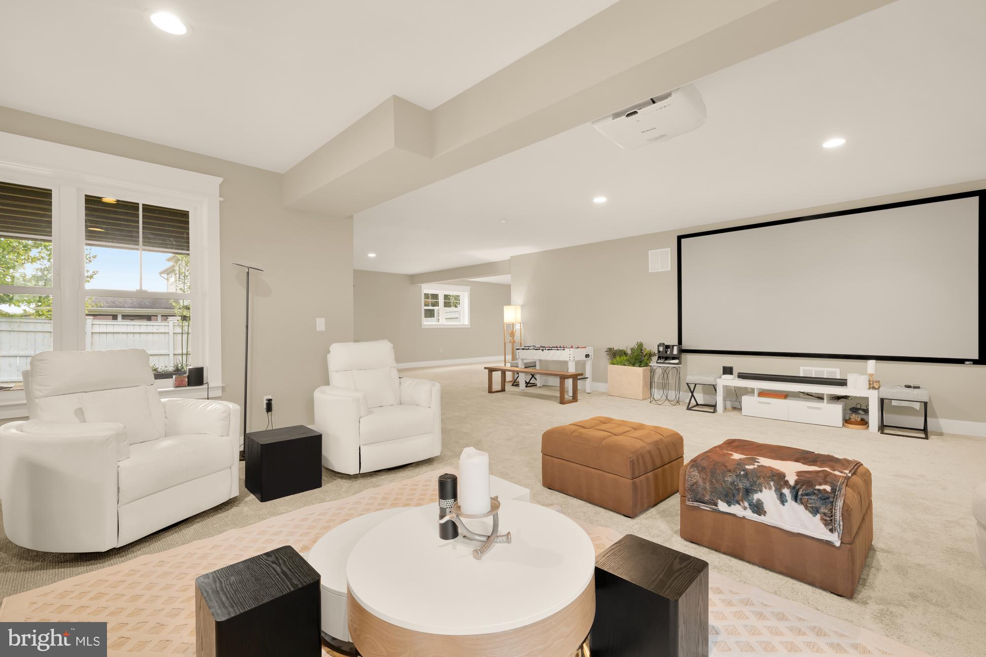 FAIRFAX ACRES - Residential