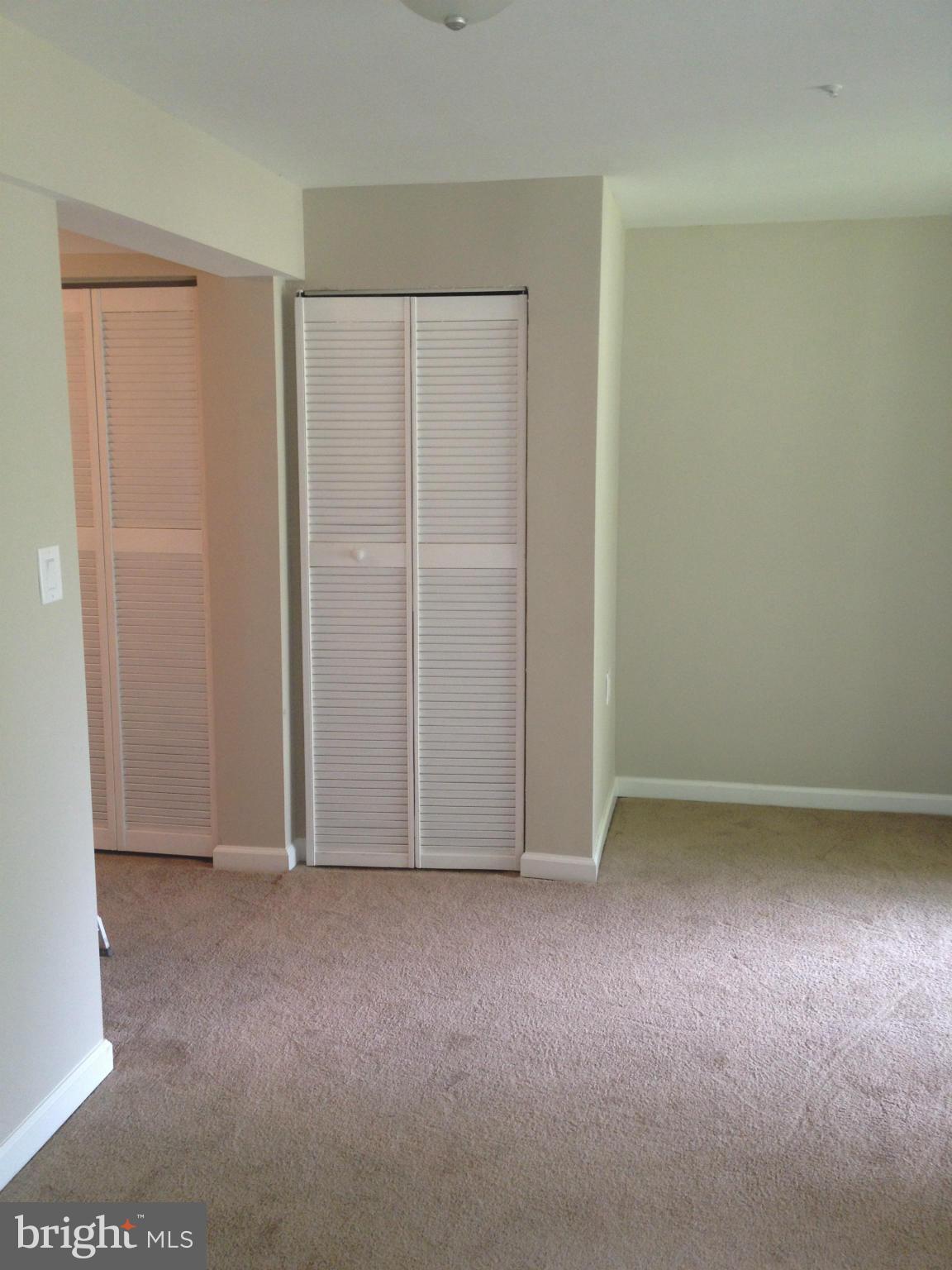 LONDON WOODS - Residential