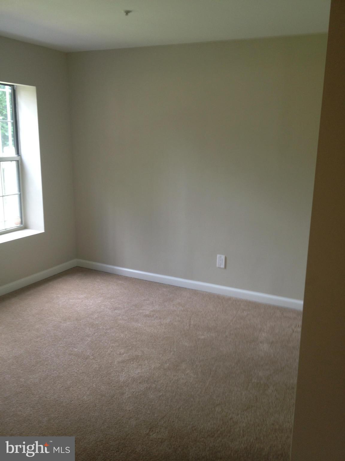 LONDON WOODS - Residential