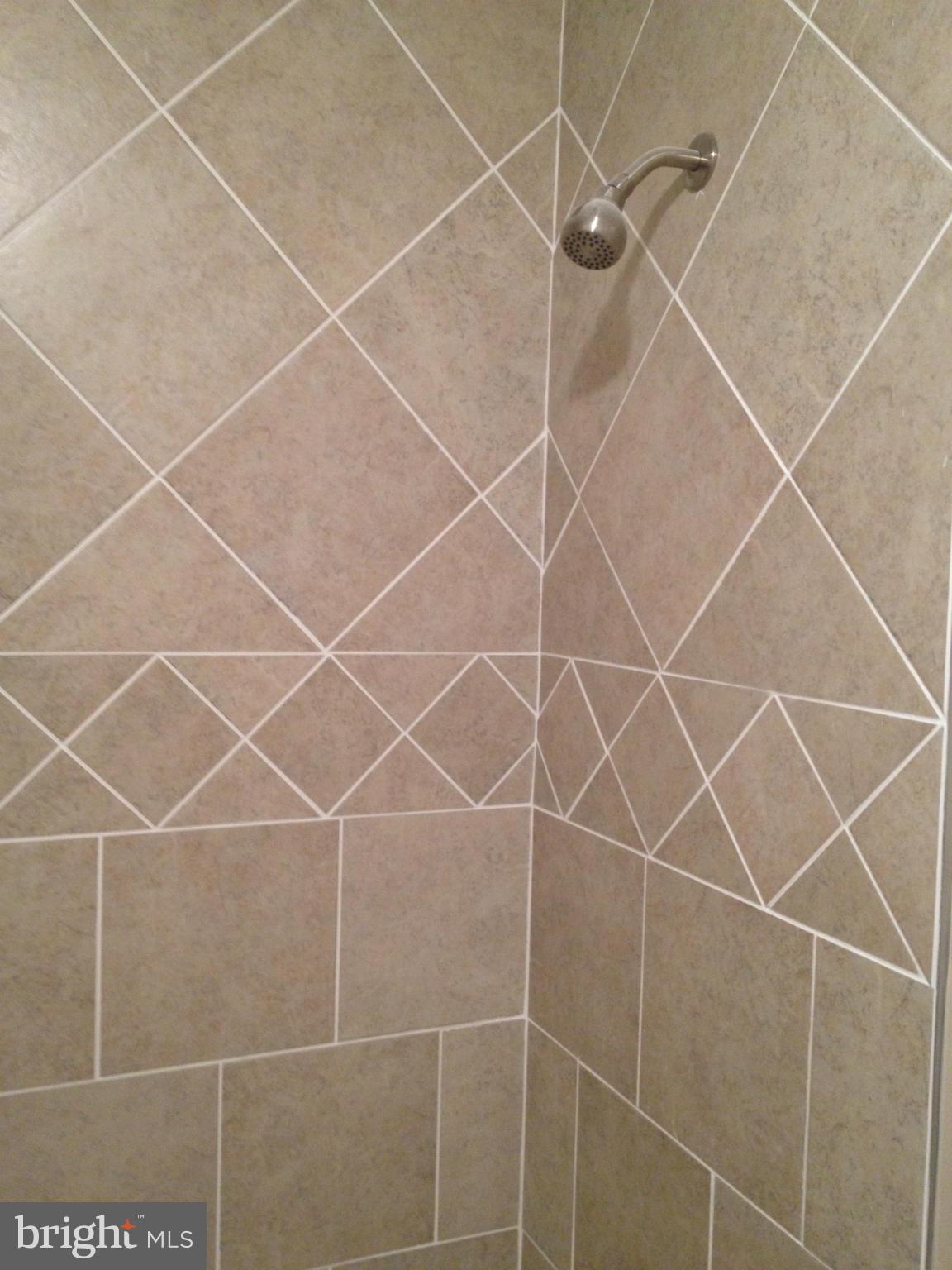 LONDON WOODS - Residential