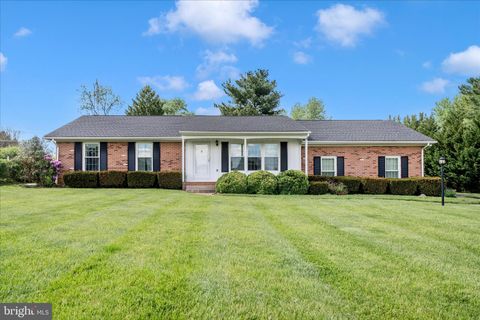 Homes For Sale - 9496 Pocono Drive<br/> FREDERICK, MD 21702