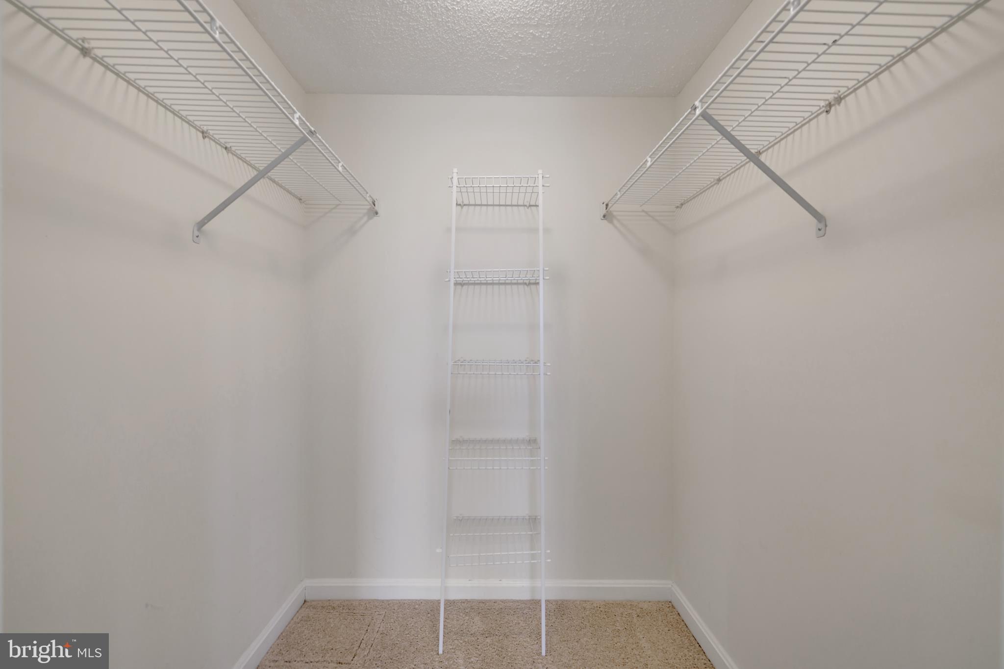 THE VISTAS - Residential