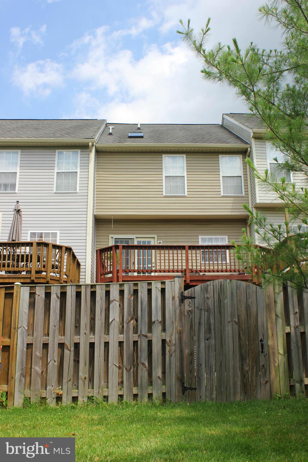 SPRING RIDGE - Residential