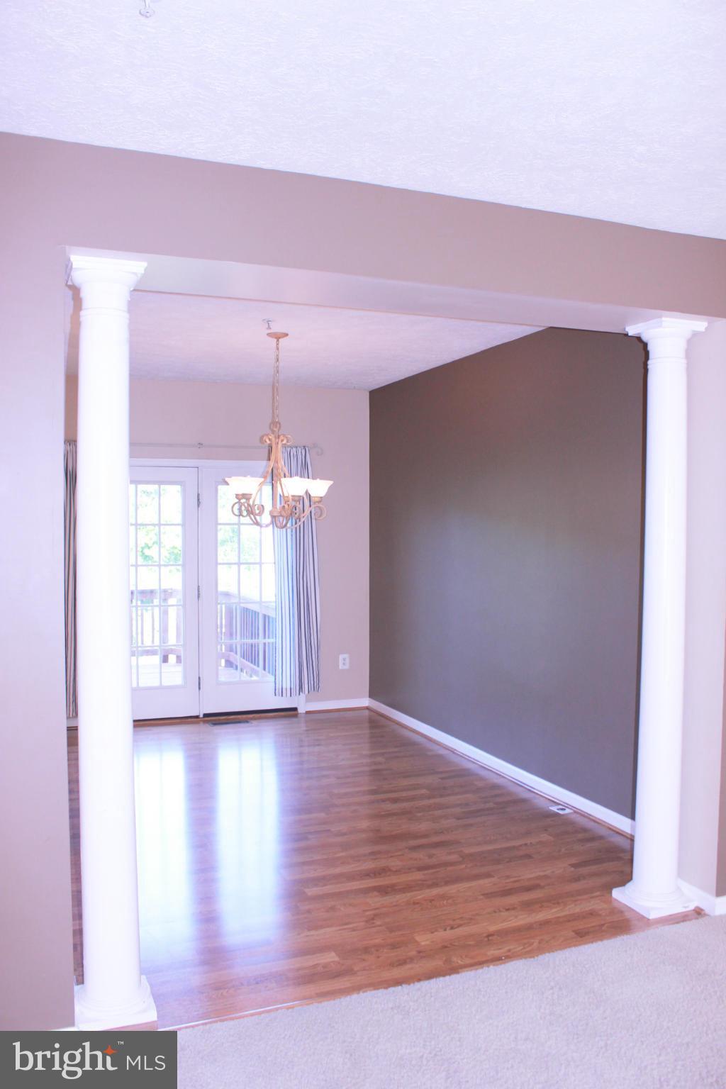 SPRING RIDGE - Residential