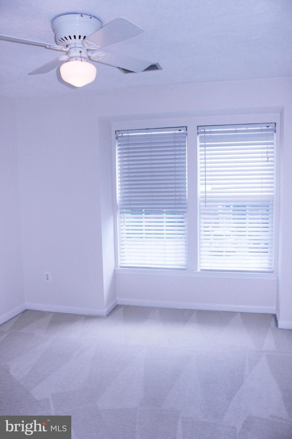 SPRING RIDGE - Residential