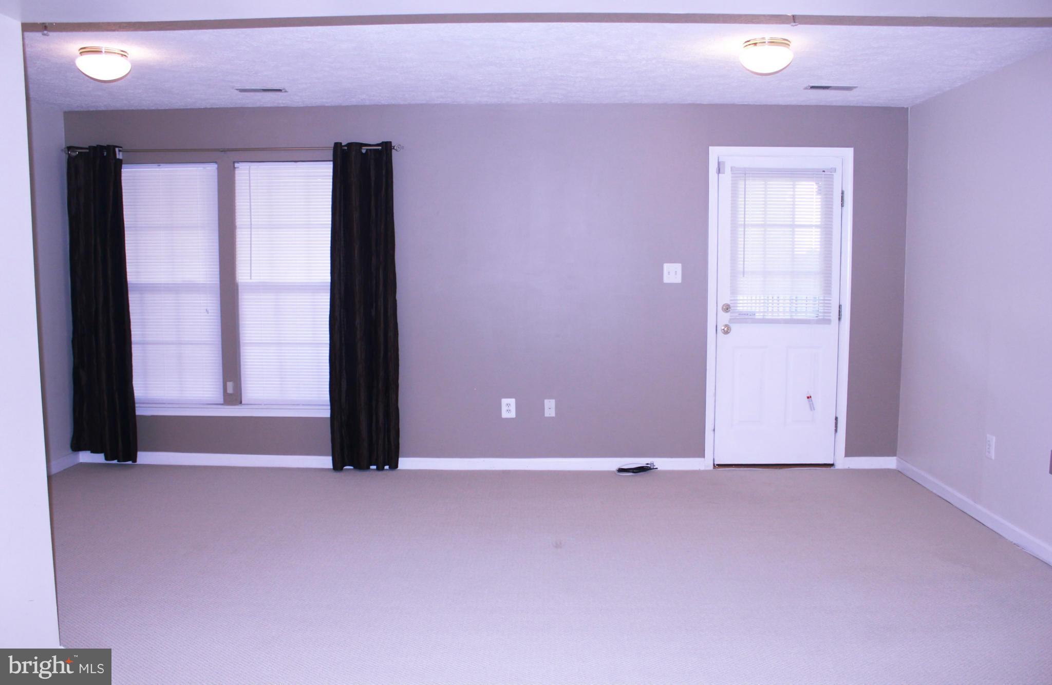 SPRING RIDGE - Residential