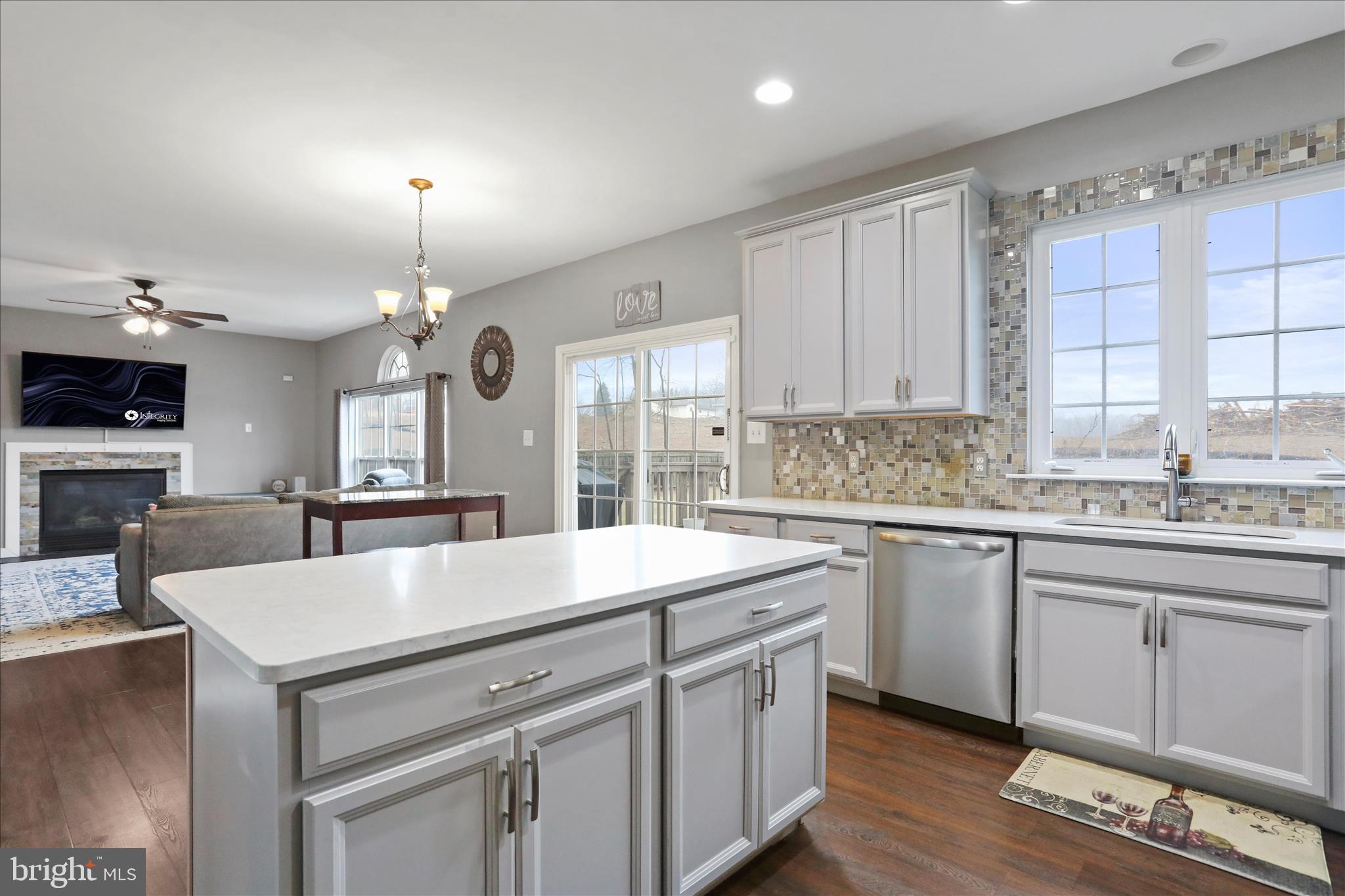 MERCERSBURG - Residential