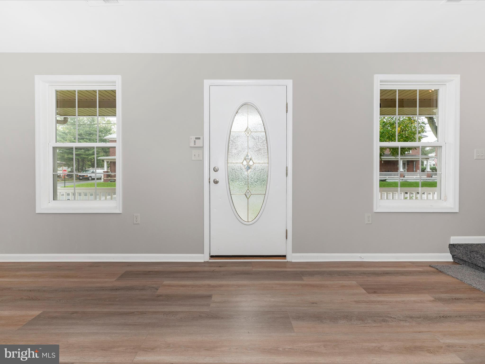 MAUGANSVILLE - Residential