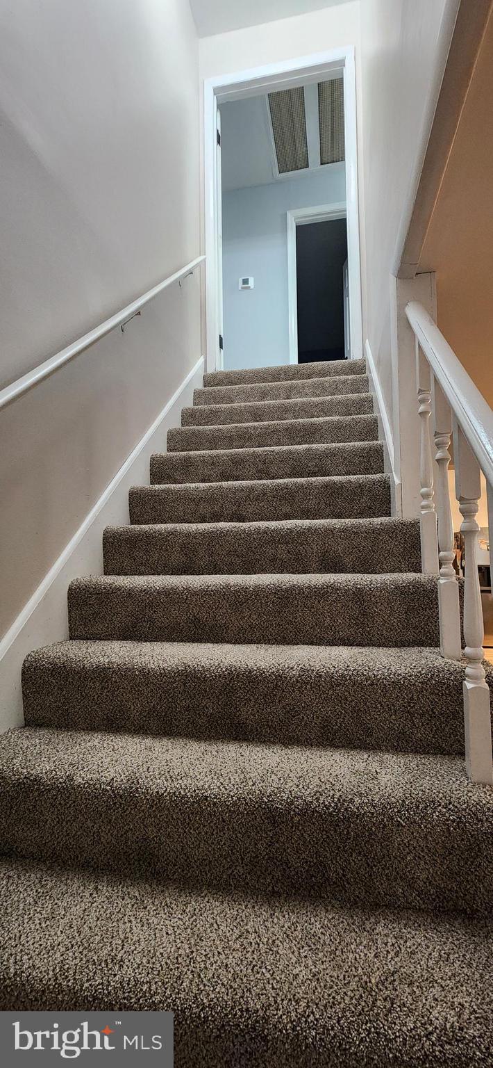 DRUM POINT - Residential Lease