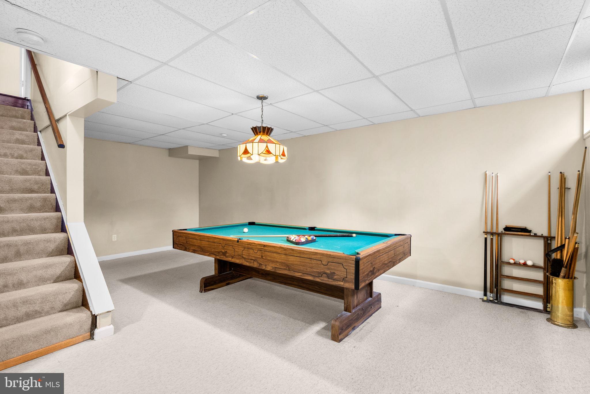 SNOWDENS MILL - Residential