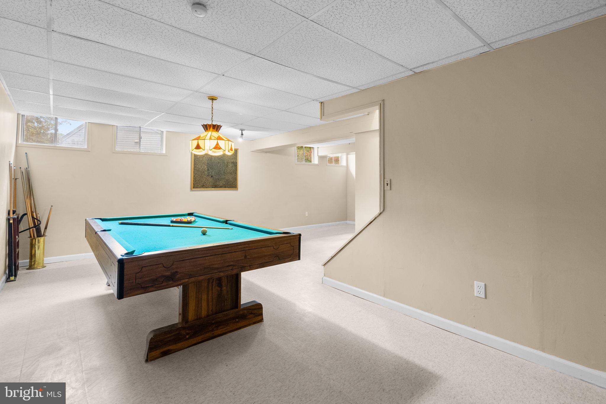 SNOWDENS MILL - Residential