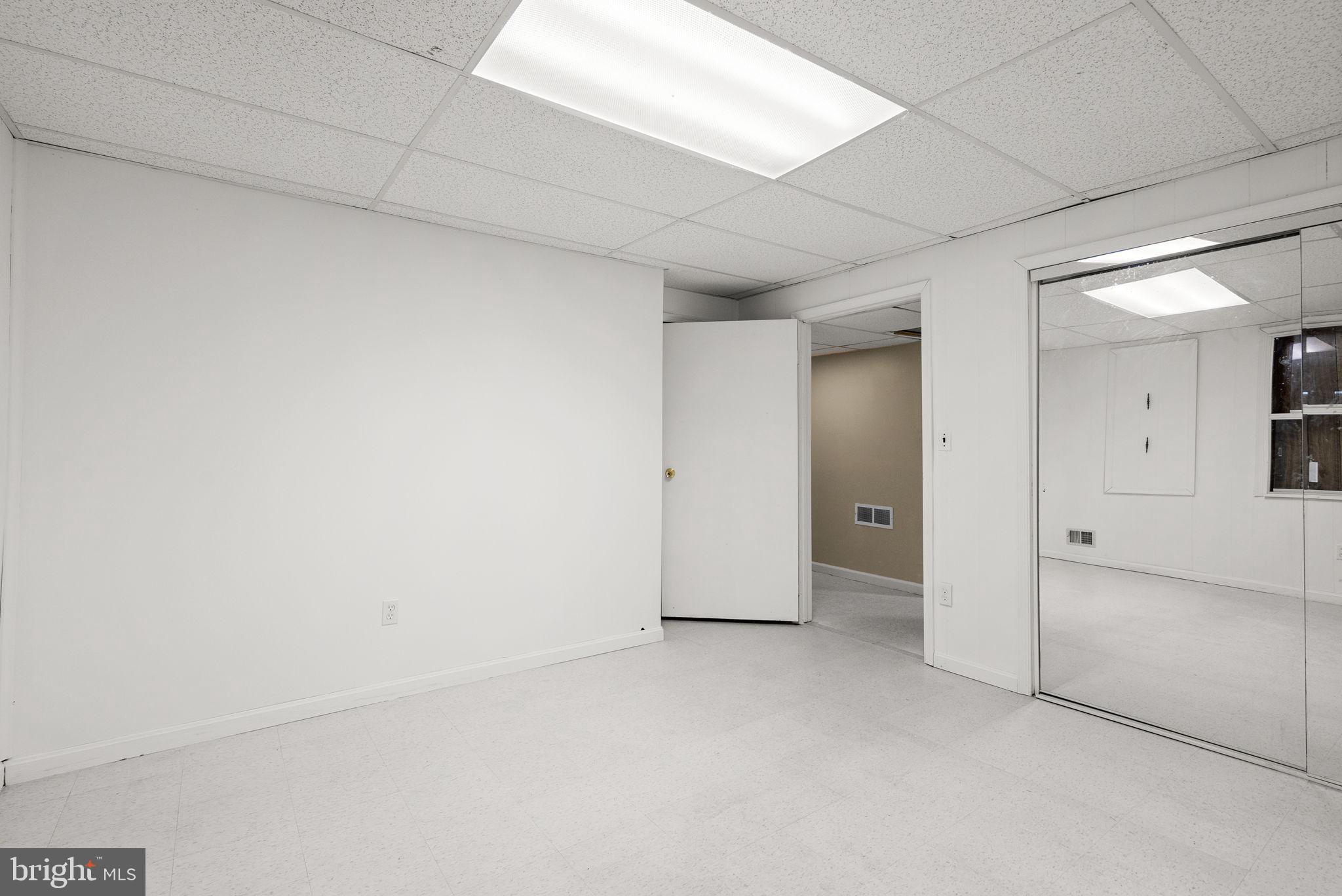 SNOWDENS MILL - Residential