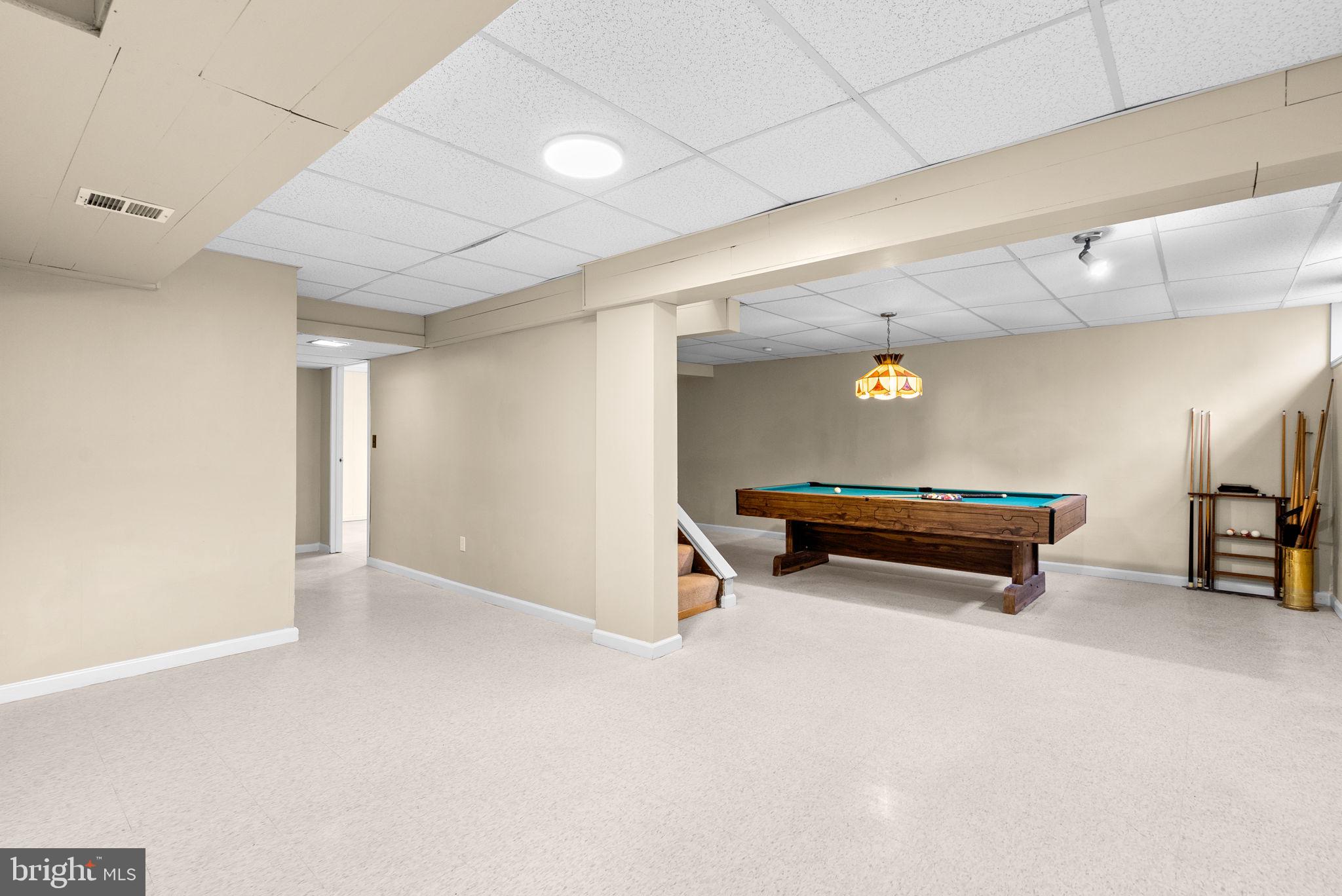 SNOWDENS MILL - Residential