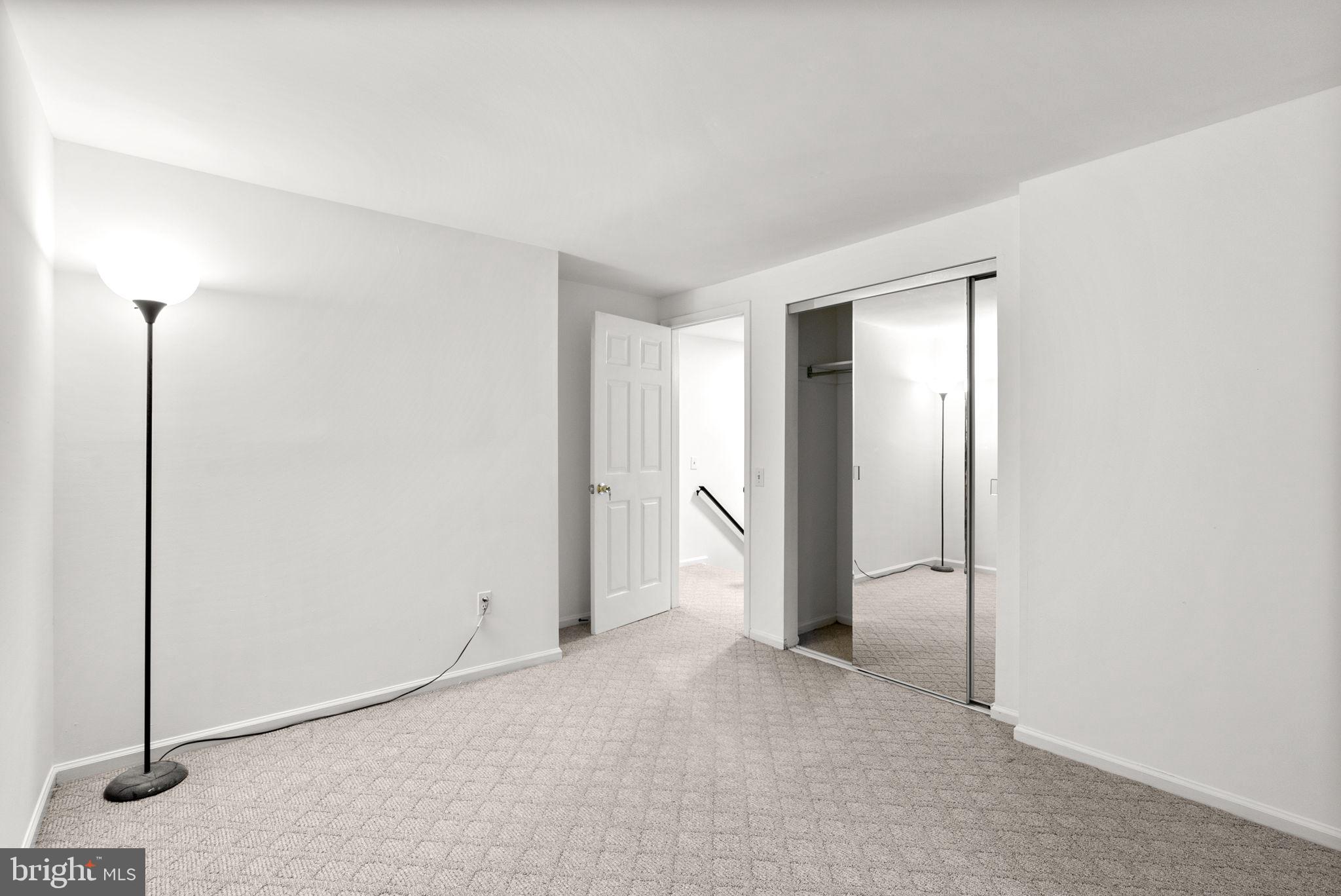 SNOWDENS MILL - Residential