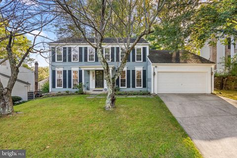 Photo of 2011 Hidden Valley Lane, SILVER SPRING, MD 20904 (MLS # MDMC2200292)