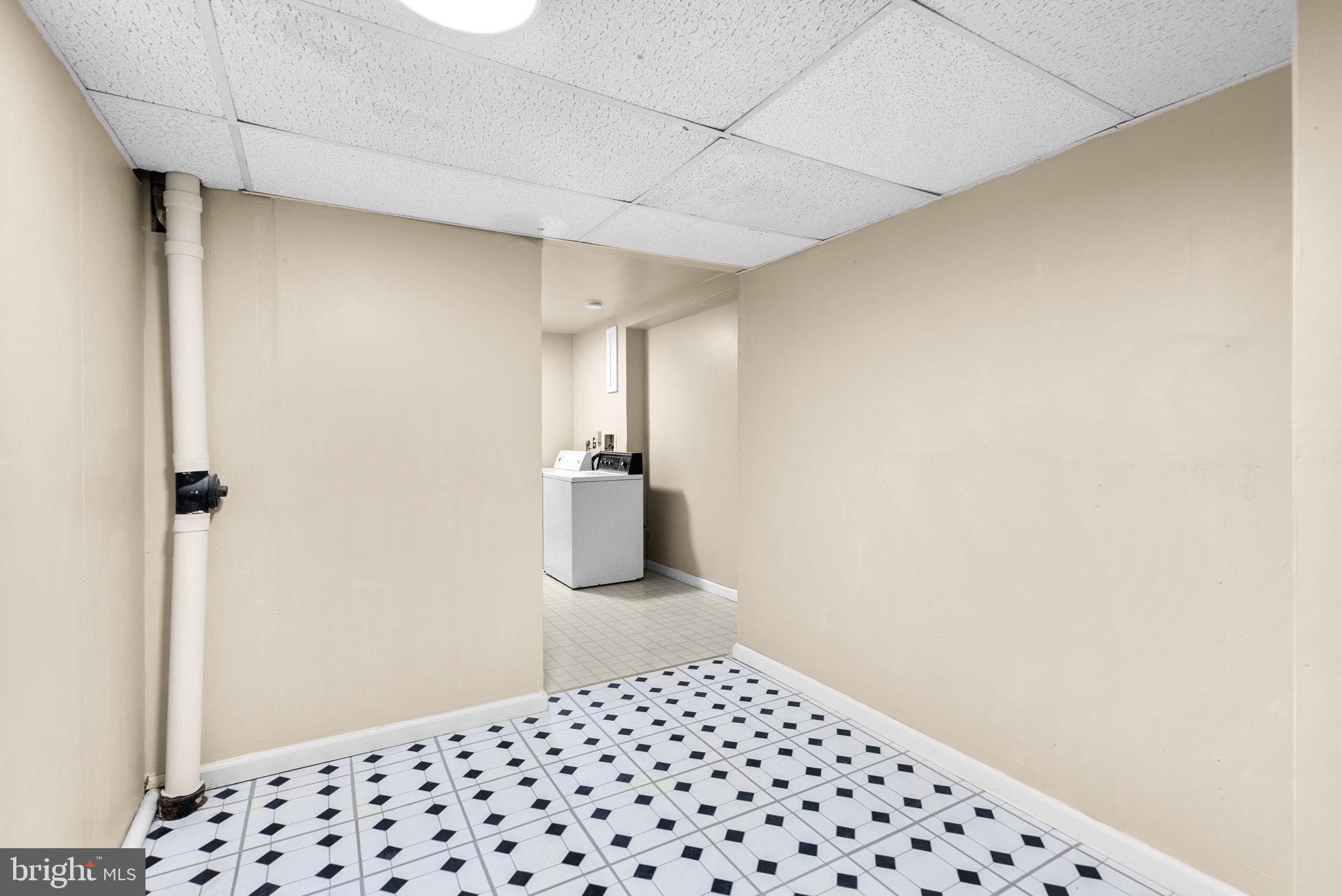 SNOWDENS MILL - Residential