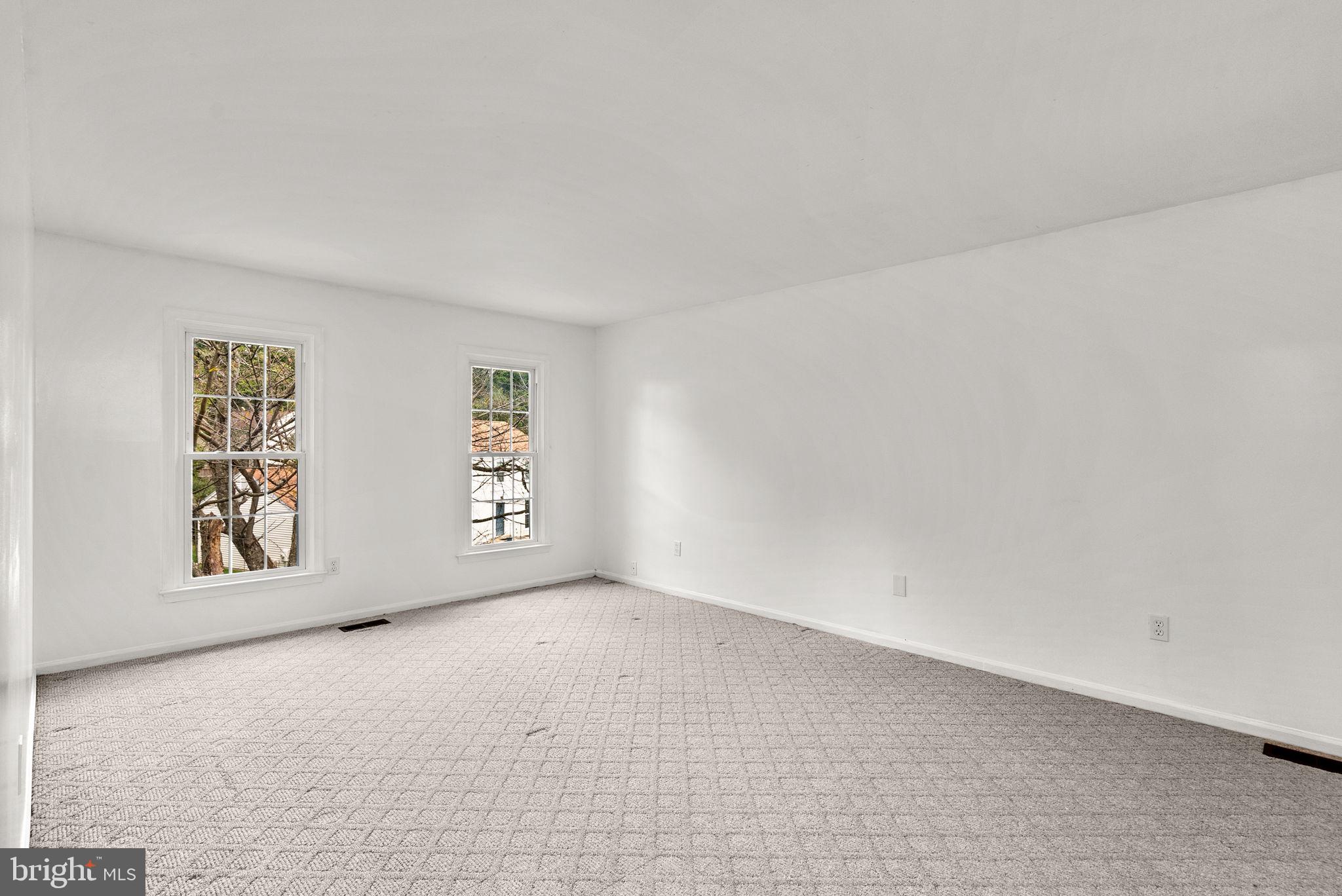 SNOWDENS MILL - Residential