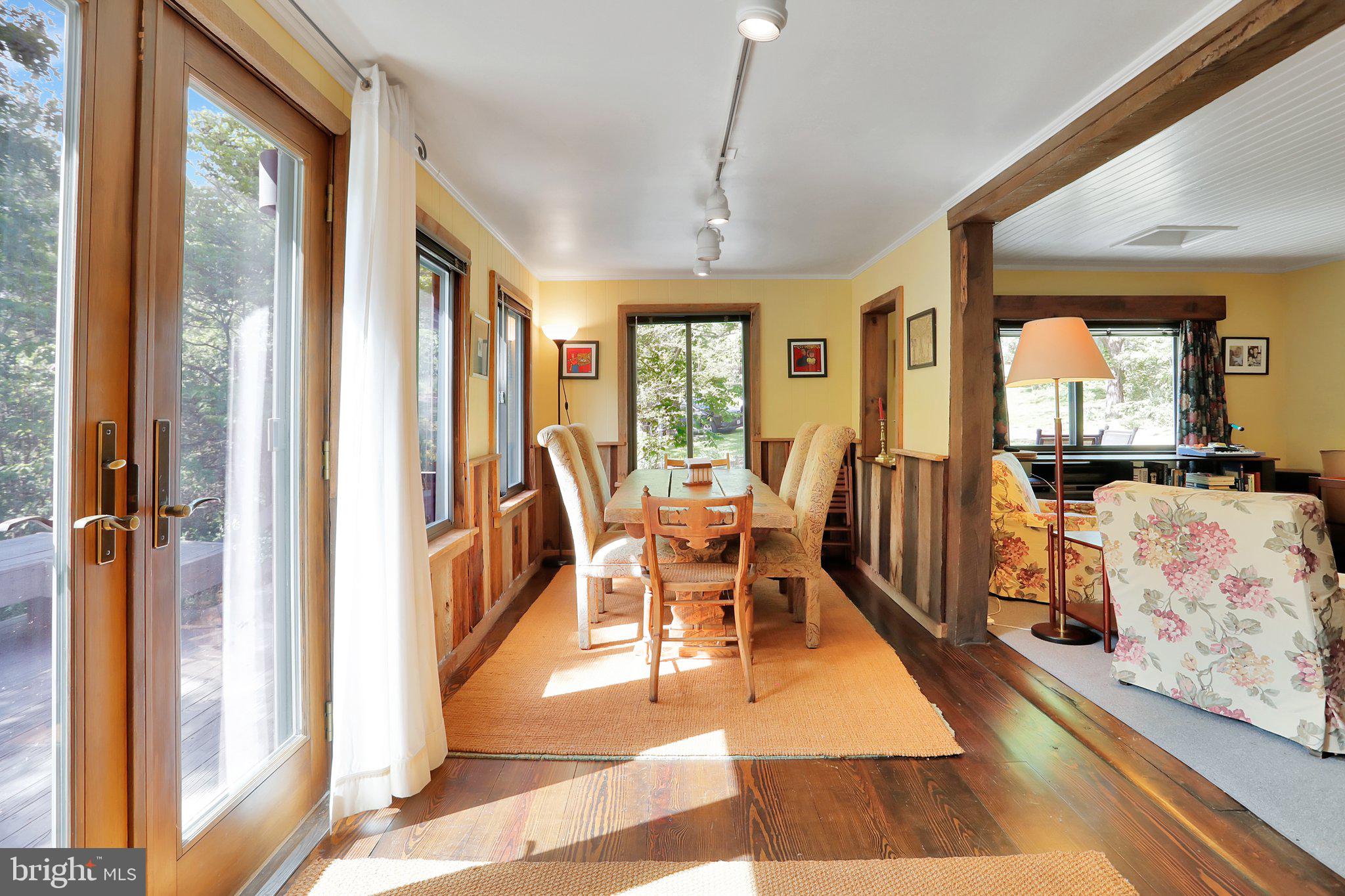 SLEEPY CREEK MOUNTAIN ESTATES - Residential