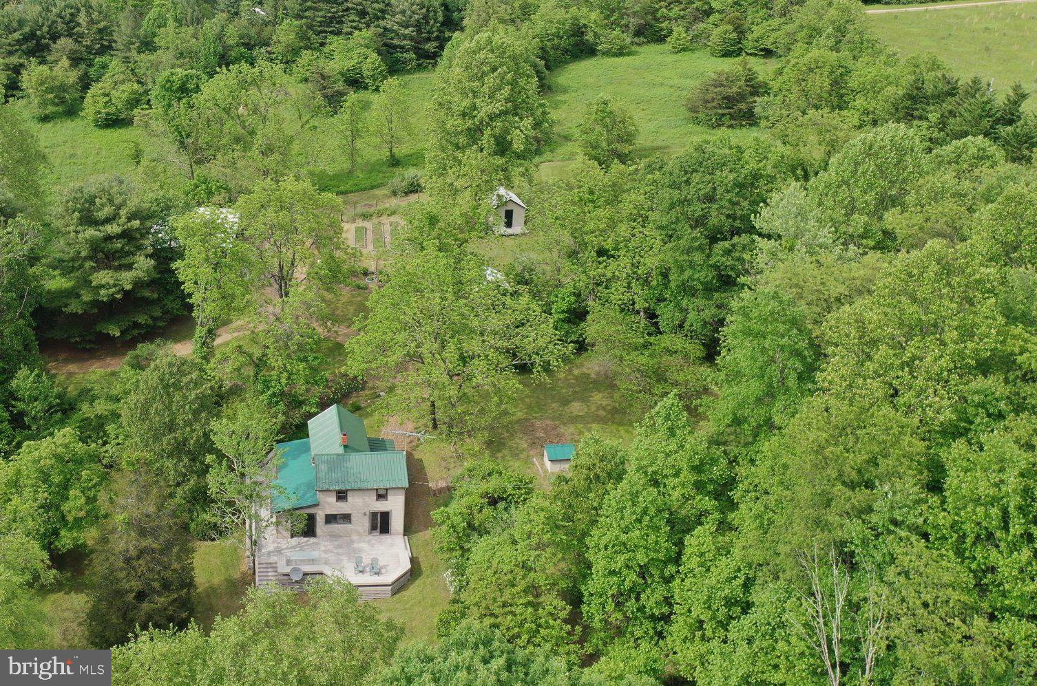 SLEEPY CREEK MOUNTAIN ESTATES - Residential