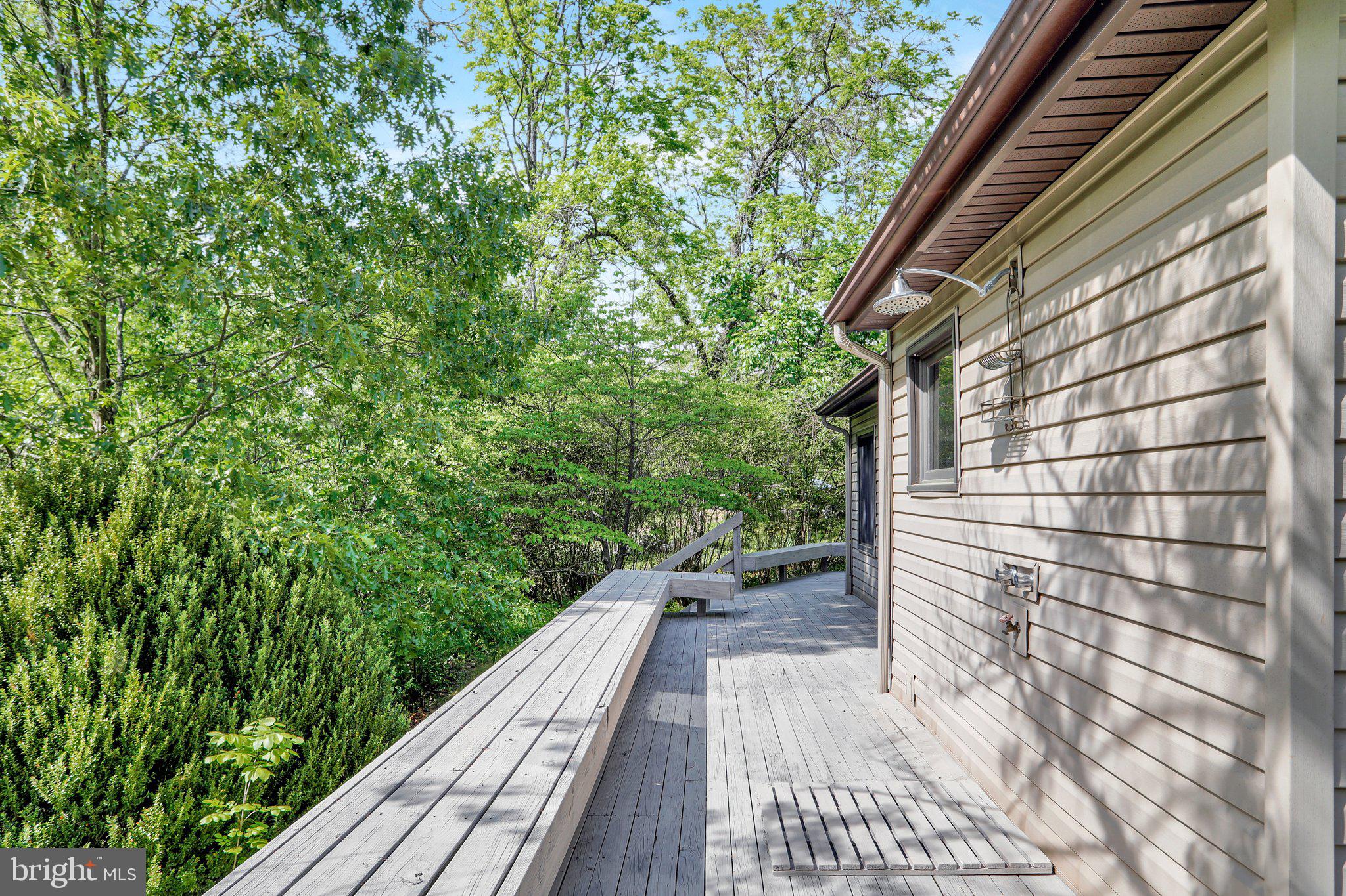 SLEEPY CREEK MOUNTAIN ESTATES - Residential