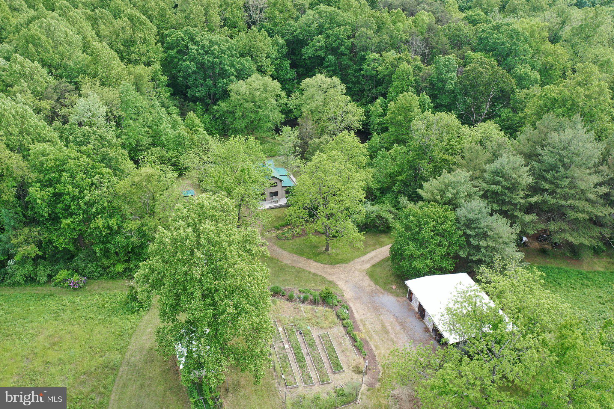 SLEEPY CREEK MOUNTAIN ESTATES - Residential