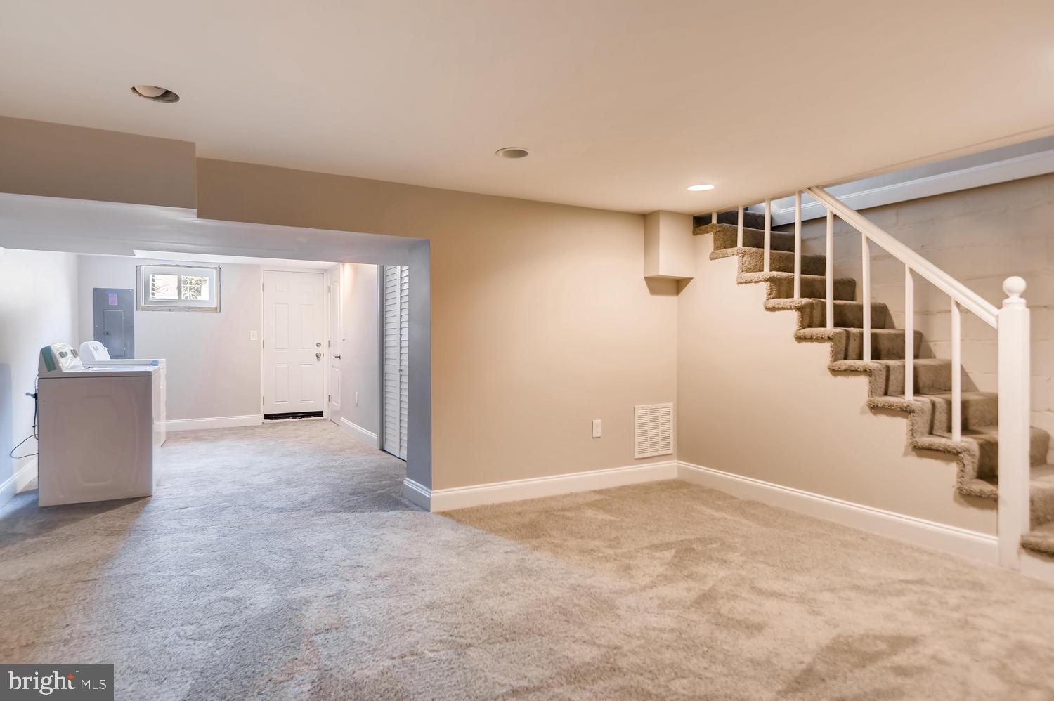 NEW NORTHWOOD - Residential