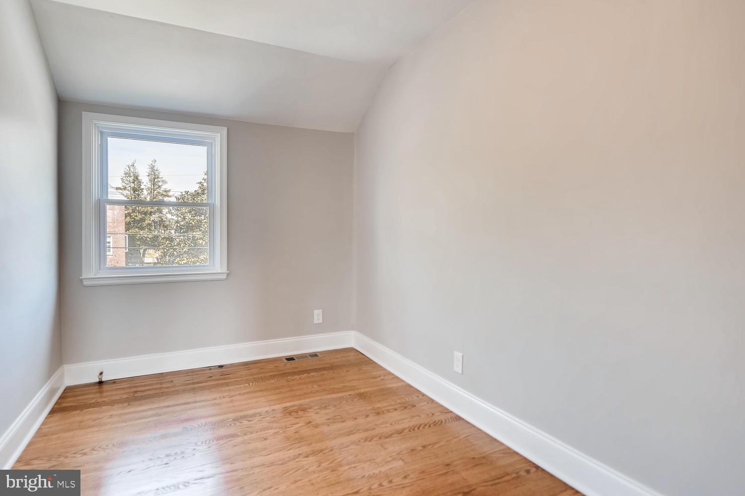 NEW NORTHWOOD - Residential