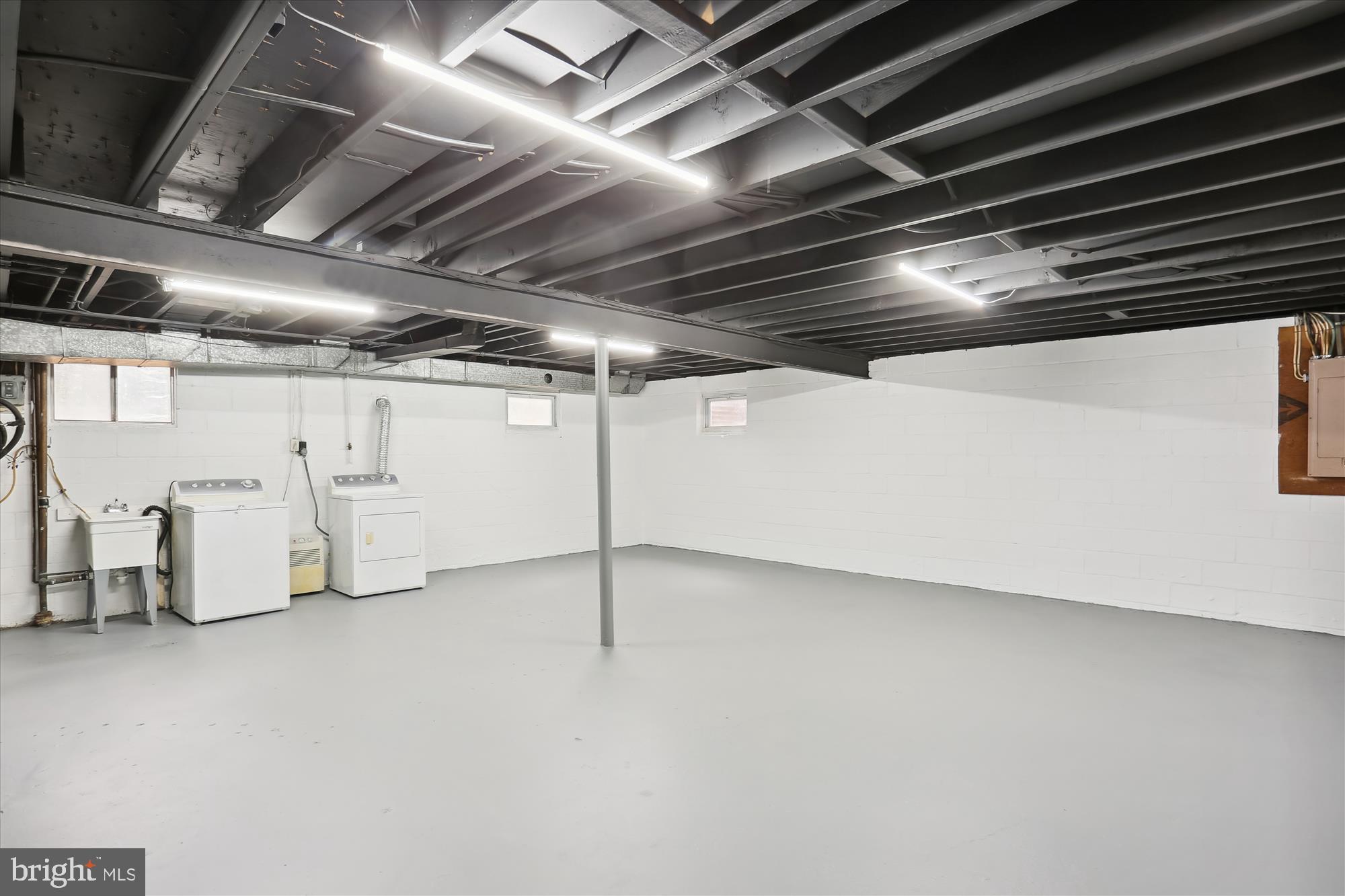 NEEDWOOD ESTATES - Residential