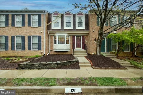 MLS: VAFX2233548