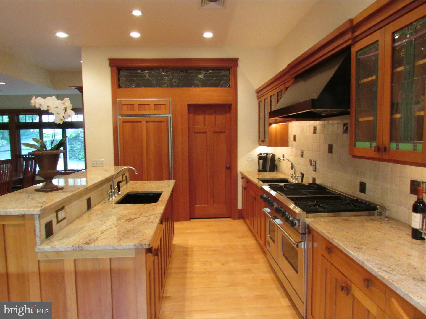 CHESTNUT HILL - Residential