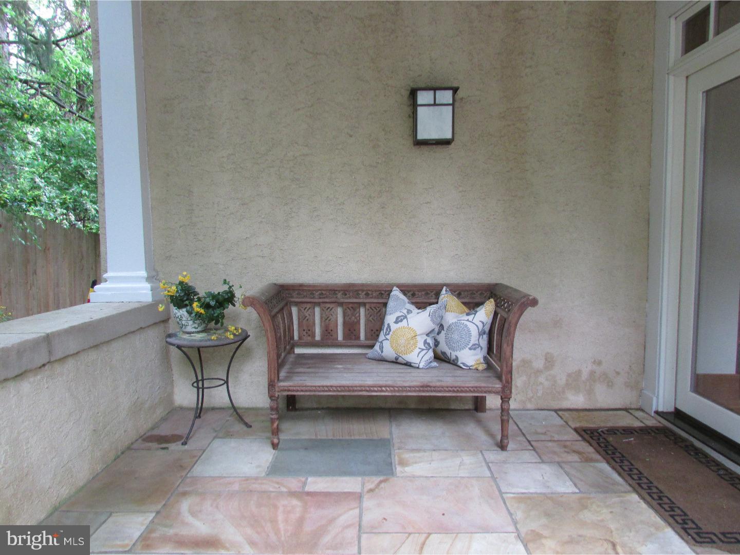 CHESTNUT HILL - Residential