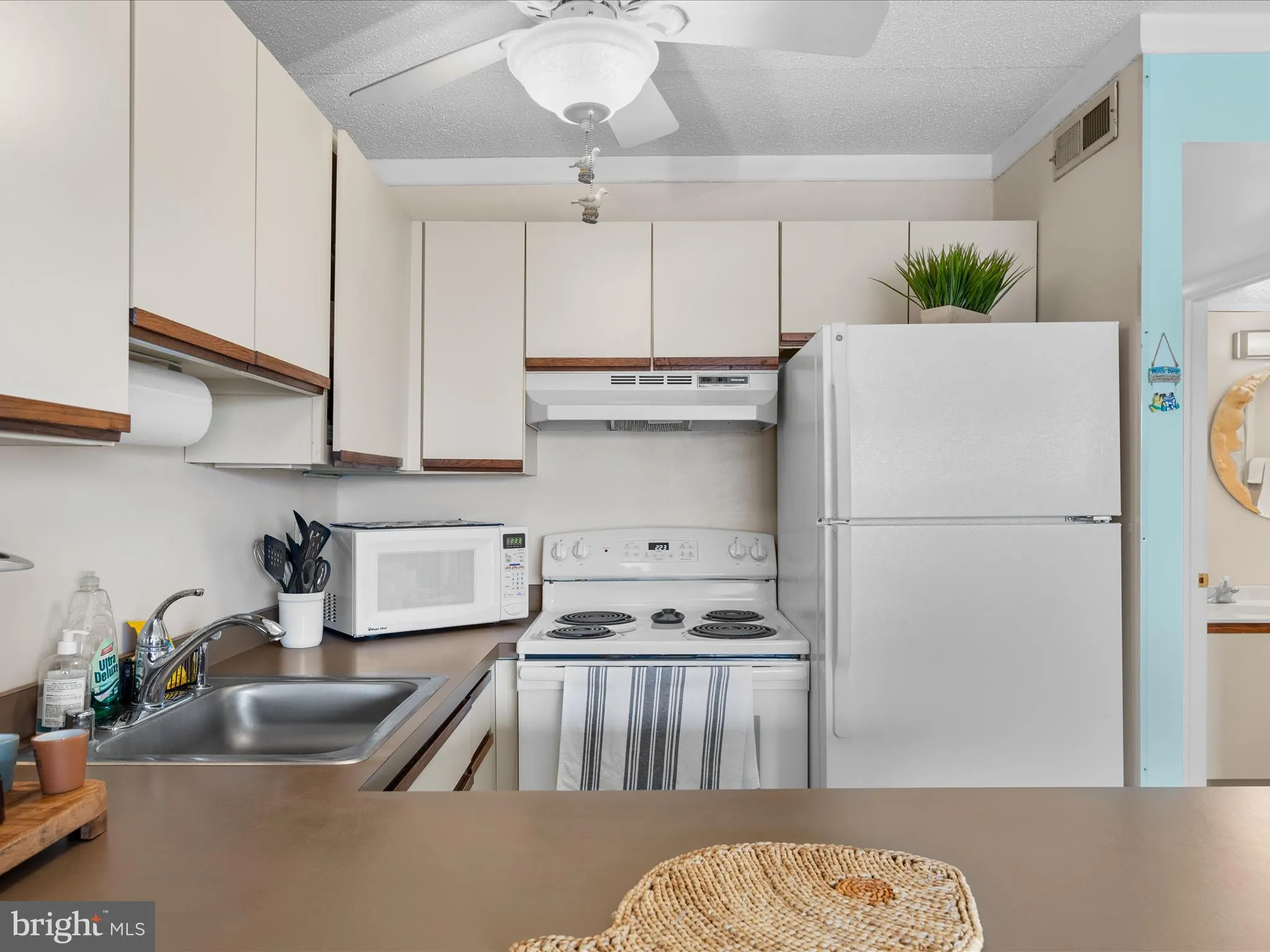 Ocean City, Maryland 21842, United States, 2 Bedrooms Bedrooms, ,2 BathroomsBathrooms,Residential,Coming Soon,225570