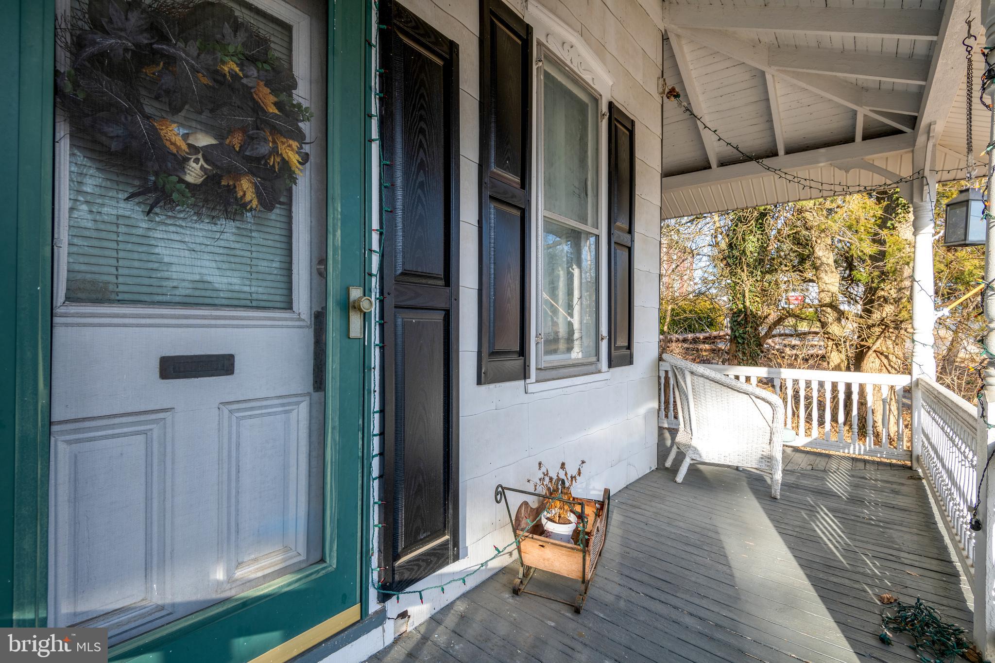 17 W COTTAGE AVENUE