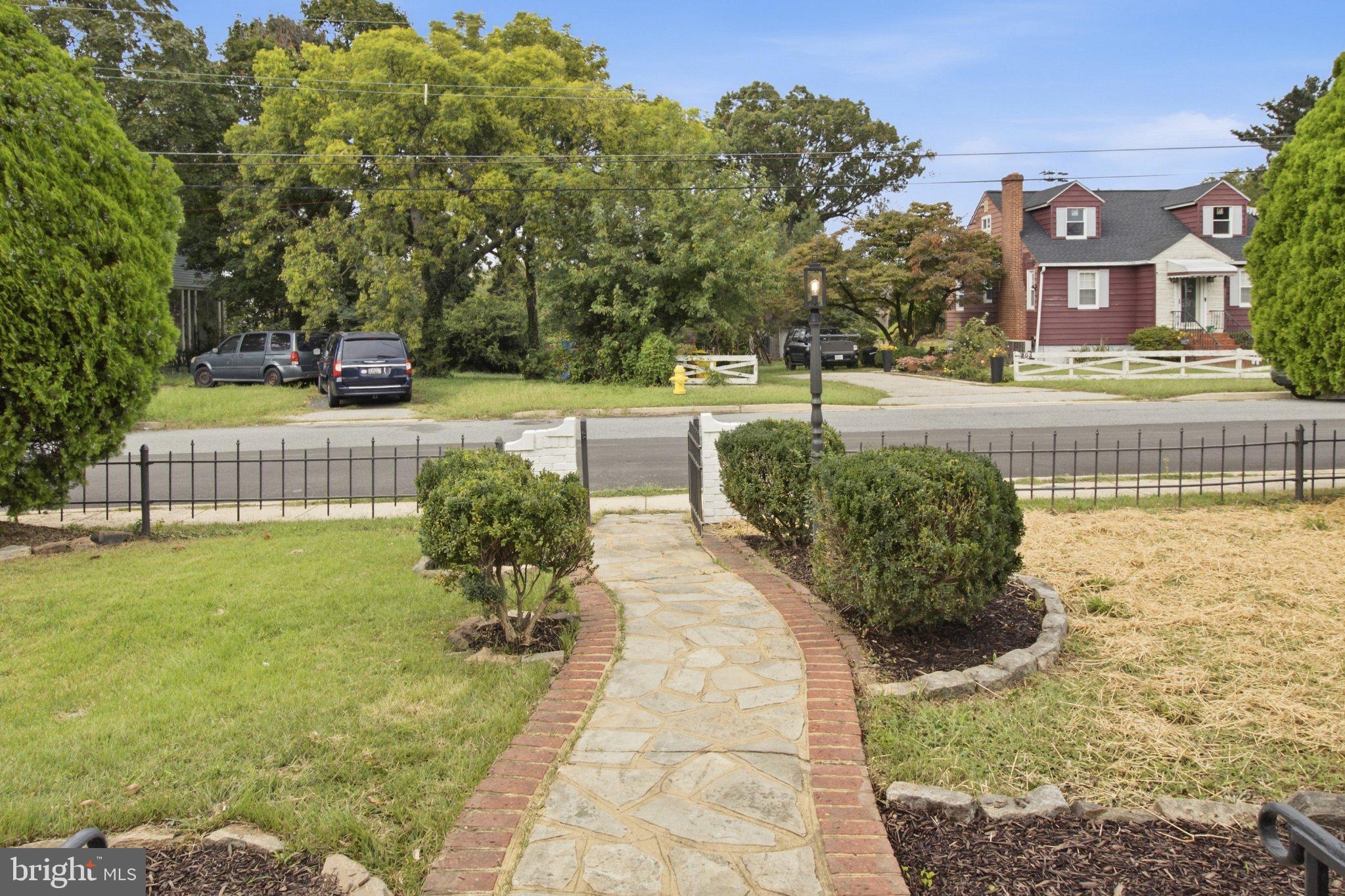 19 SEWARD AVENUE