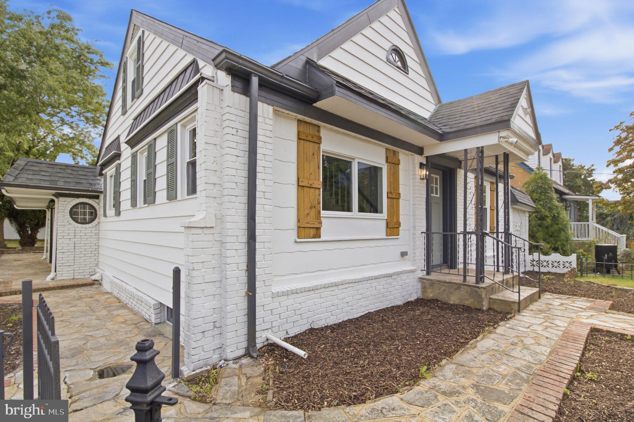 19 SEWARD AVENUE